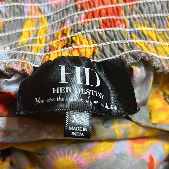 HER DESTINY floral skirt - Picture 4 of 4